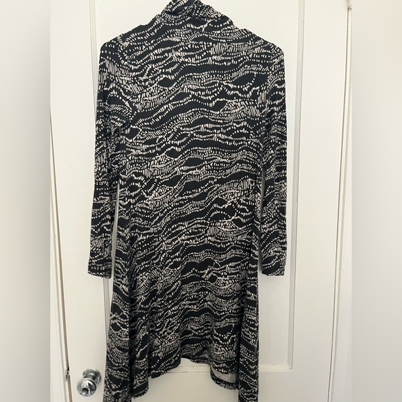 Maeve Anthropologie Black and White Marble Long Sleeve Turtleneck Dress - Picture 4 of 5